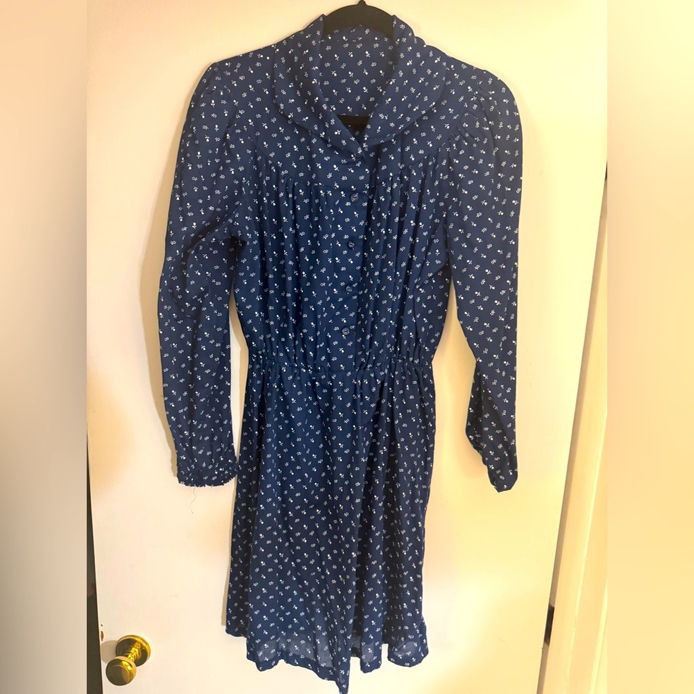 Vintage navy blue paisley above the knee dress